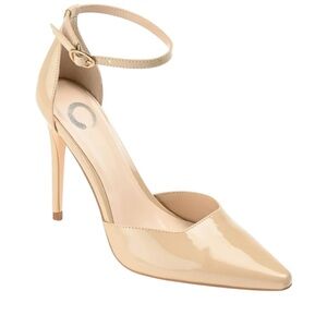 Journee Collection‎ Nude Patent Heels size 8